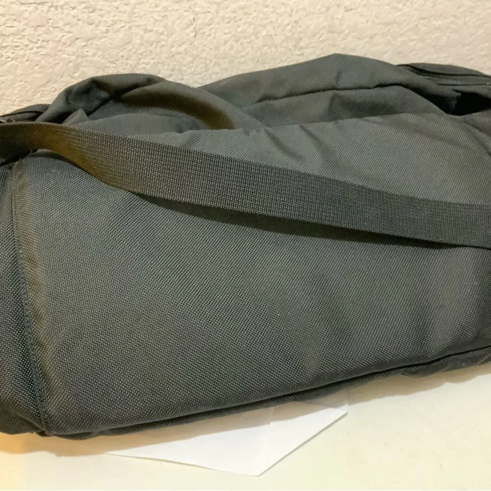 TUMI Black Ballistic Nylon Large Weekender Carry-On Lightweight Crossbody bag